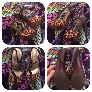 Jessica Simpson heels